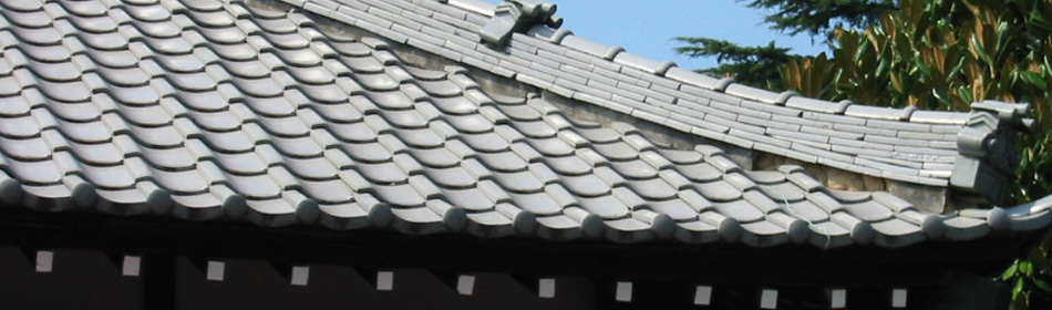 お寺の屋根